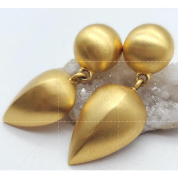 GIVENCHY Brushed Gold Tone Chunky Teardrop Dangle Pierced Earrings Signed - Picture 1 of 6